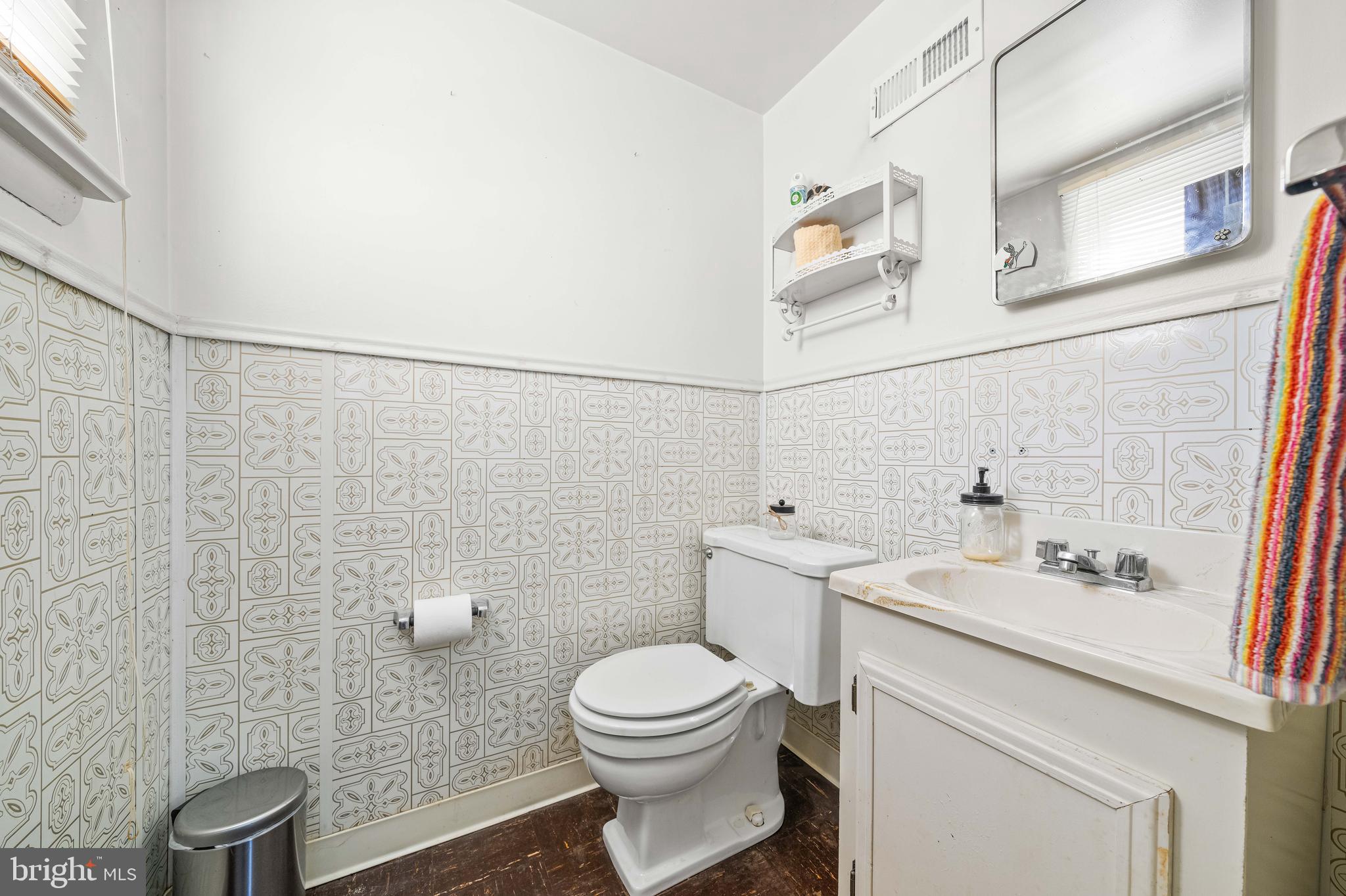 OLD MILL MANOR - Residential