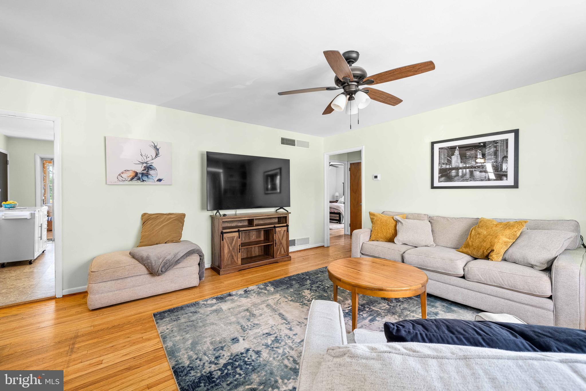 OLD MILL MANOR - Residential