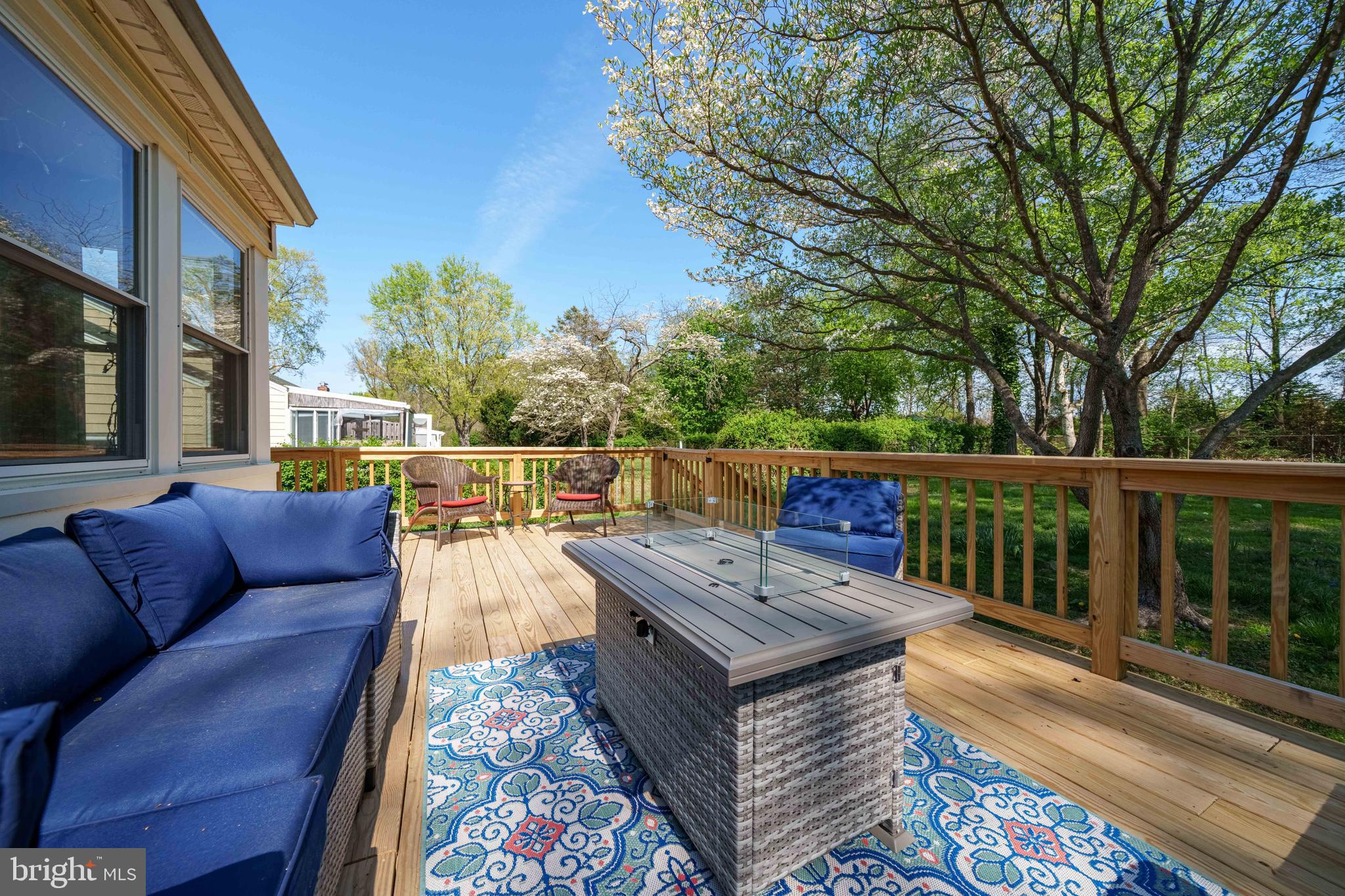 OLD MILL MANOR - Residential