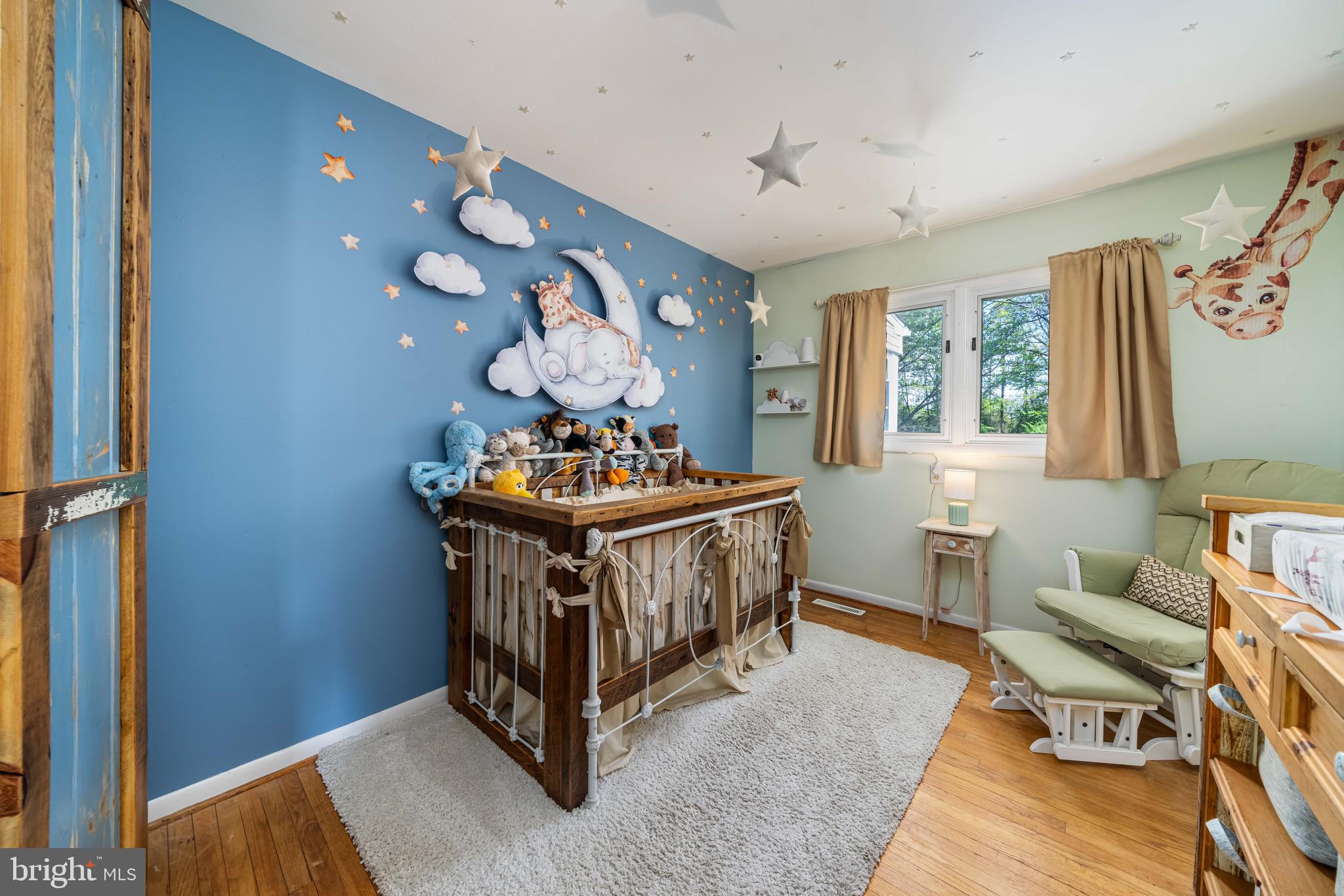 OLD MILL MANOR - Residential