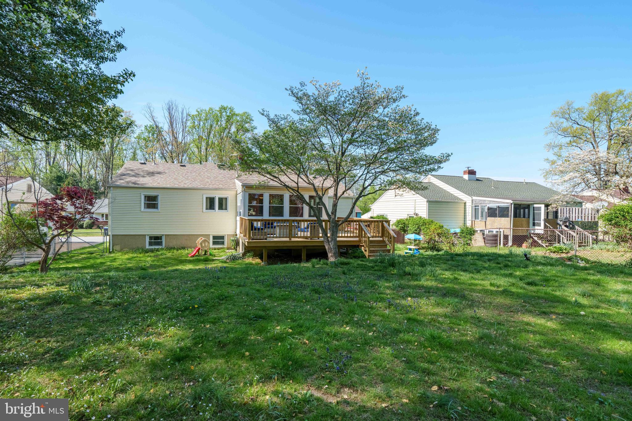 OLD MILL MANOR - Residential