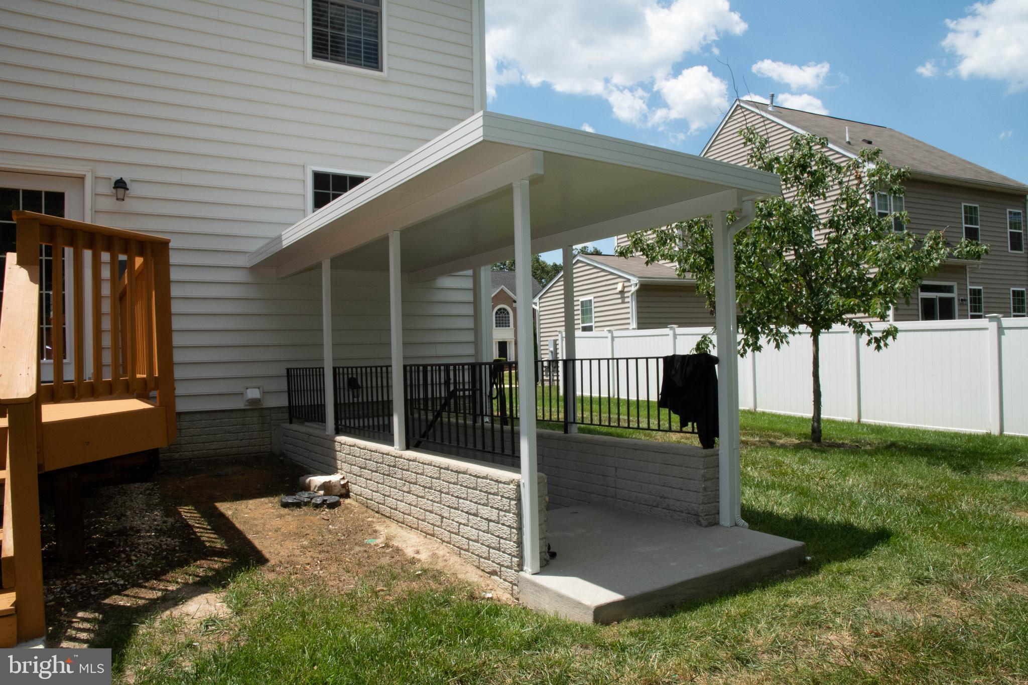 MARLBORO CROSSING - Residential