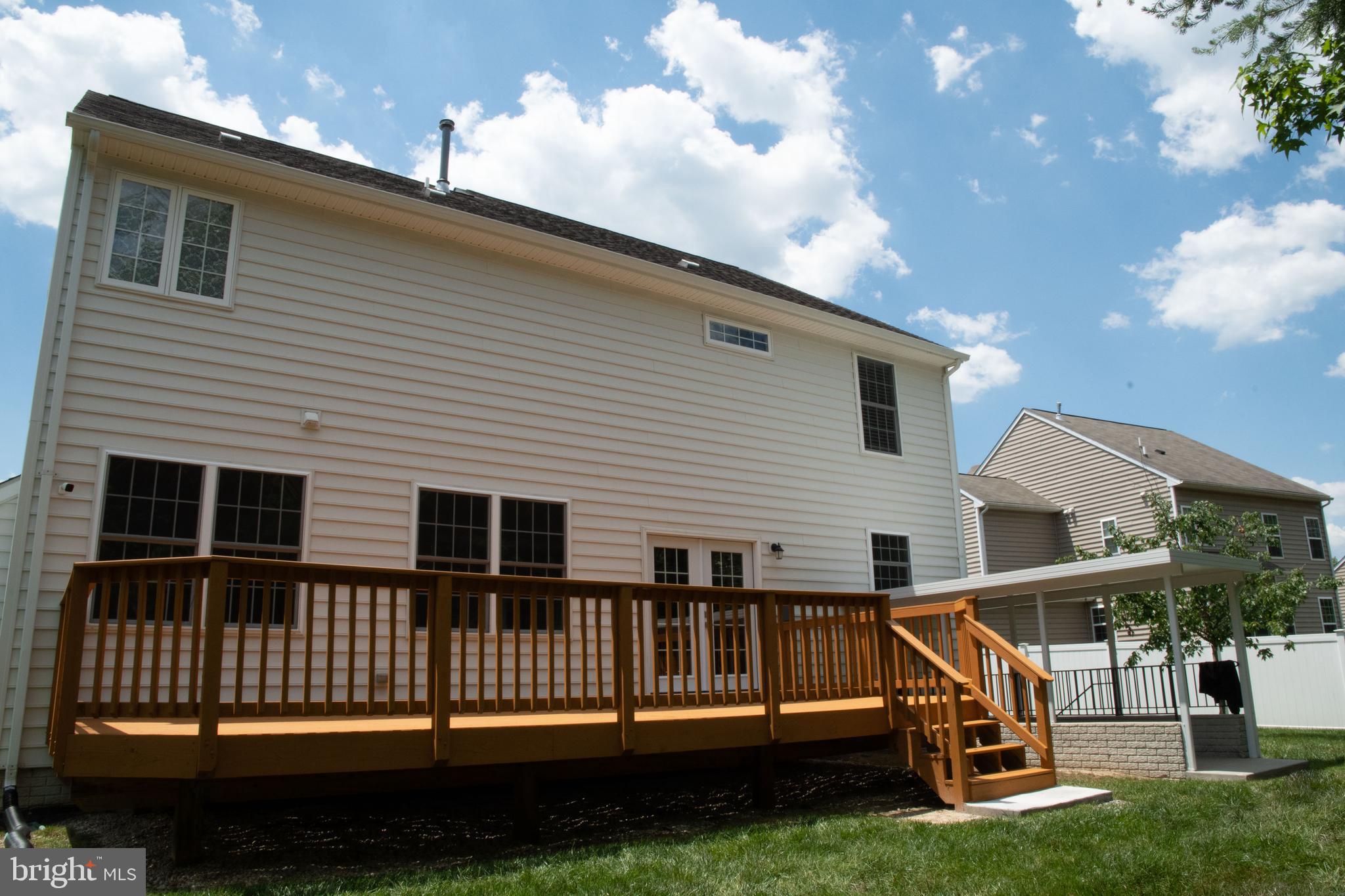 MARLBORO CROSSING - Residential