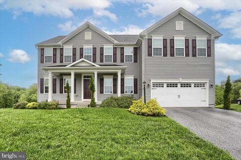 3974 SECRETARIAT STREET HARRISBURG PA 17112