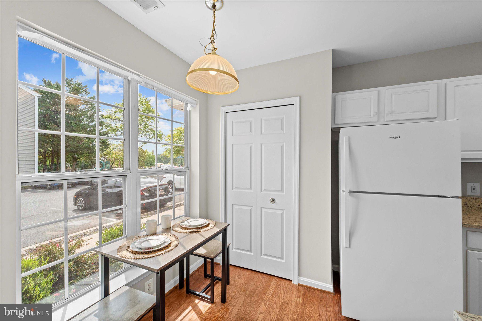 CONDO AT GUNSTON CORNER - Residential