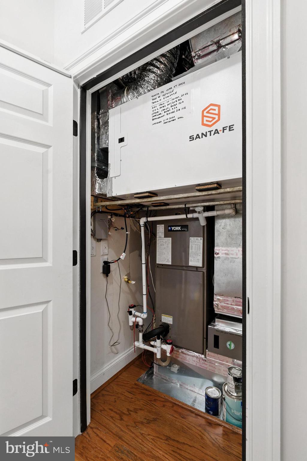 CHESTER RIVER LANDING - Residential