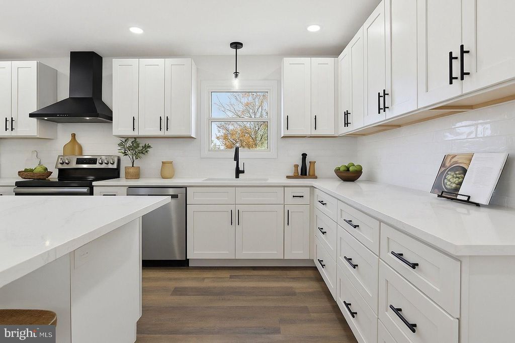 Photo of 3900 Blue Hill Road, HANOVER, PA 17331 (MLS # PAYK2097980)