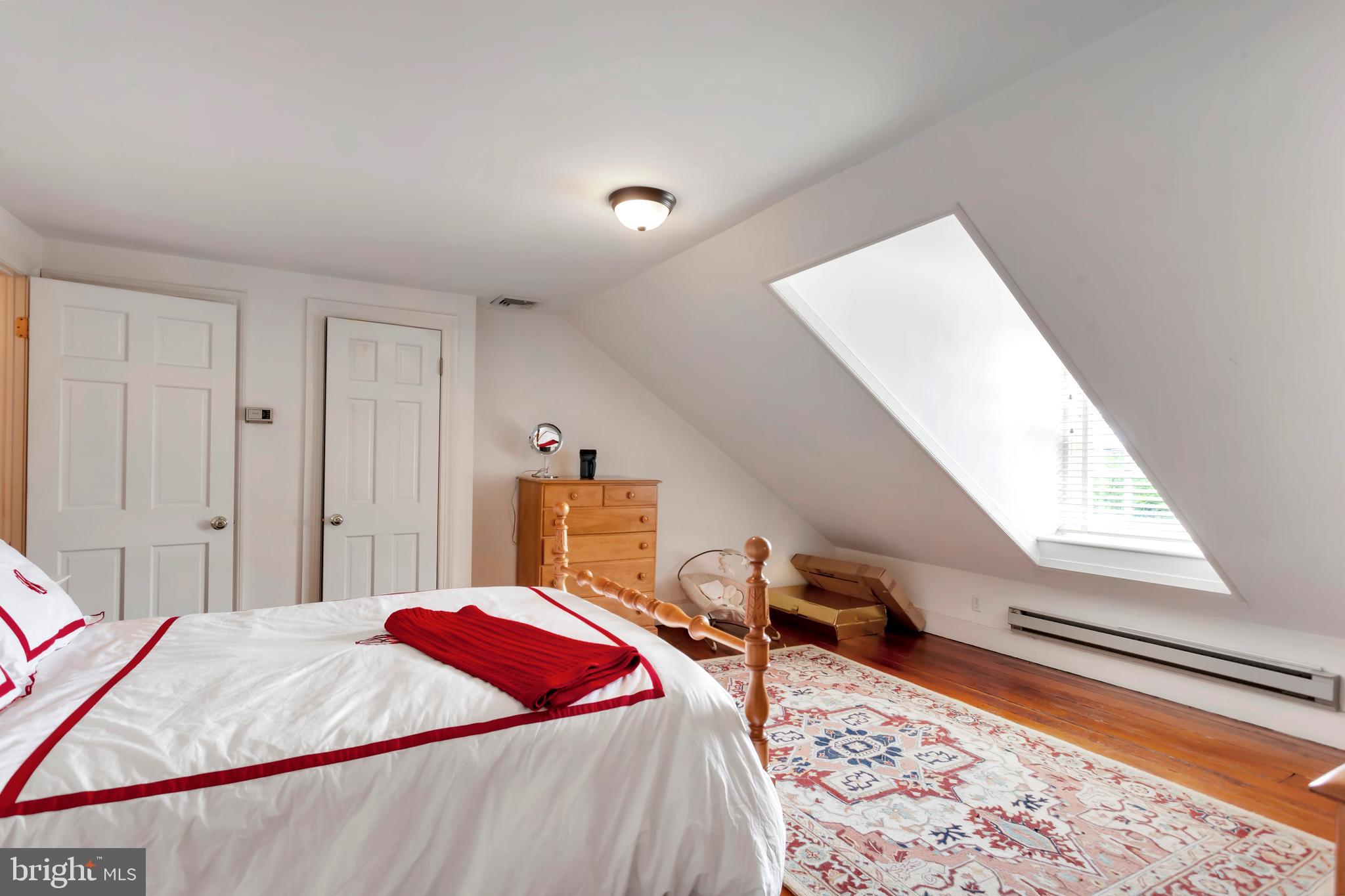 SOCIETY HILL - Residential