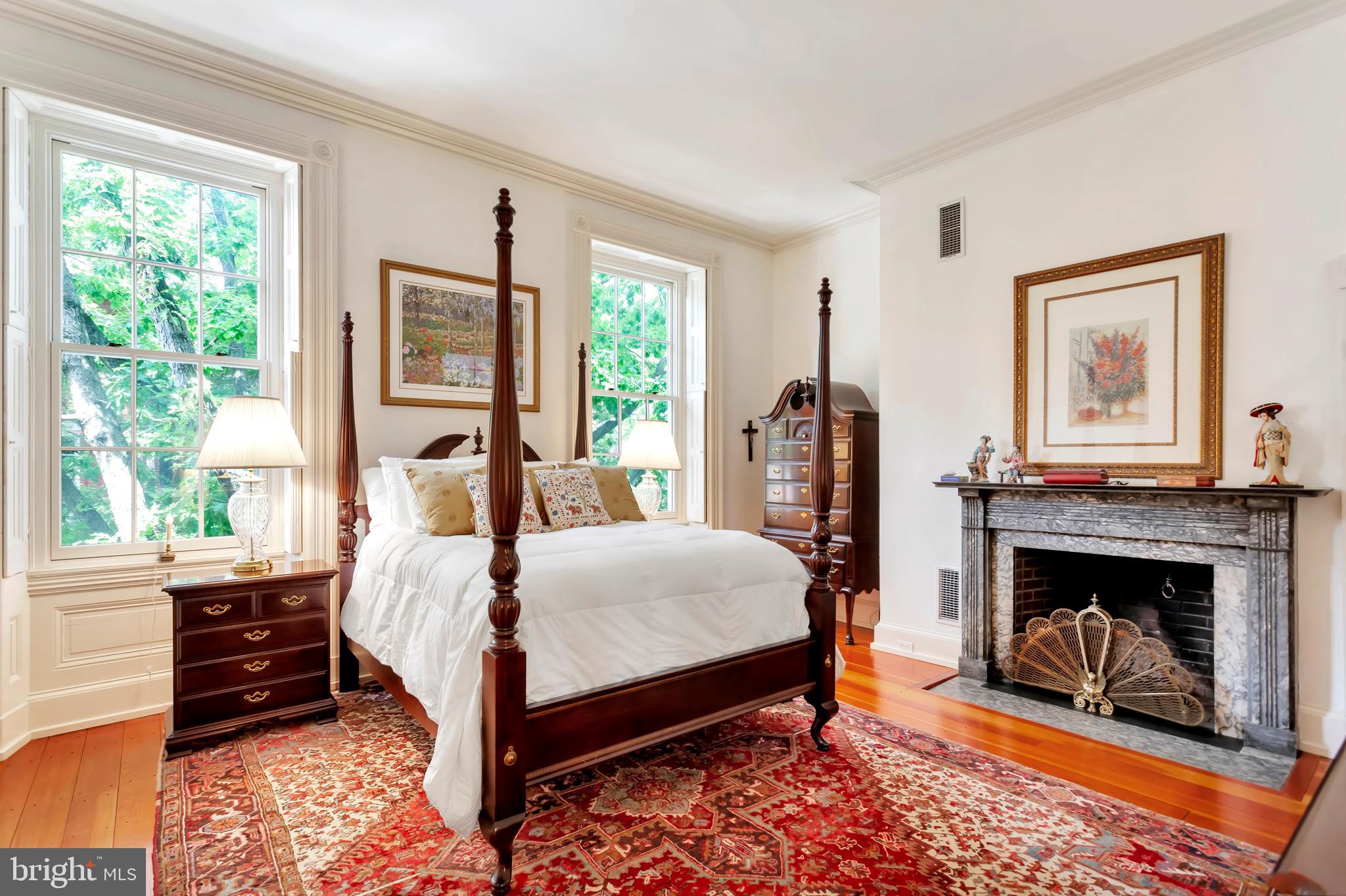 SOCIETY HILL - Residential