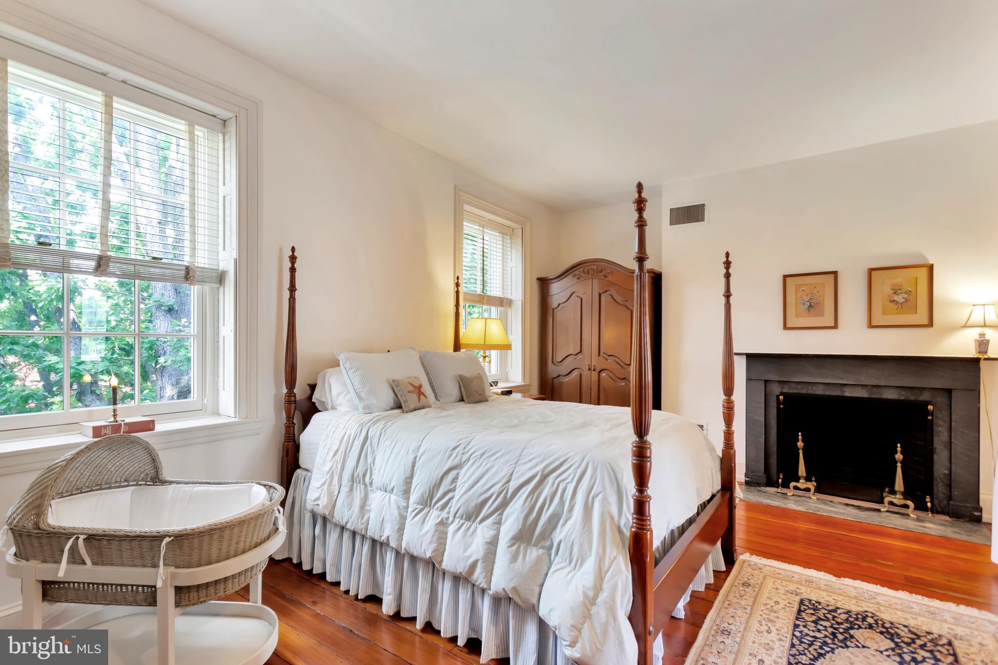 SOCIETY HILL - Residential