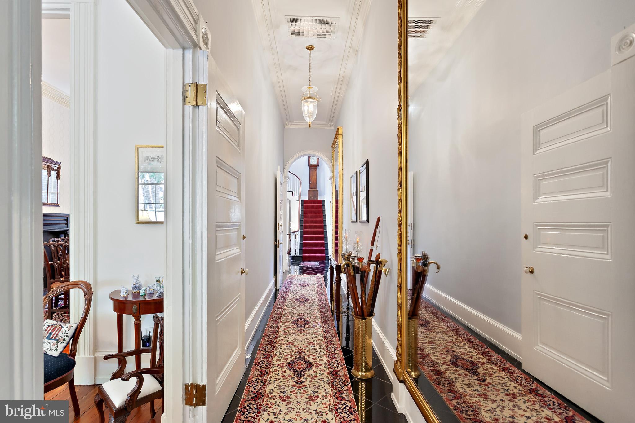 SOCIETY HILL - Residential