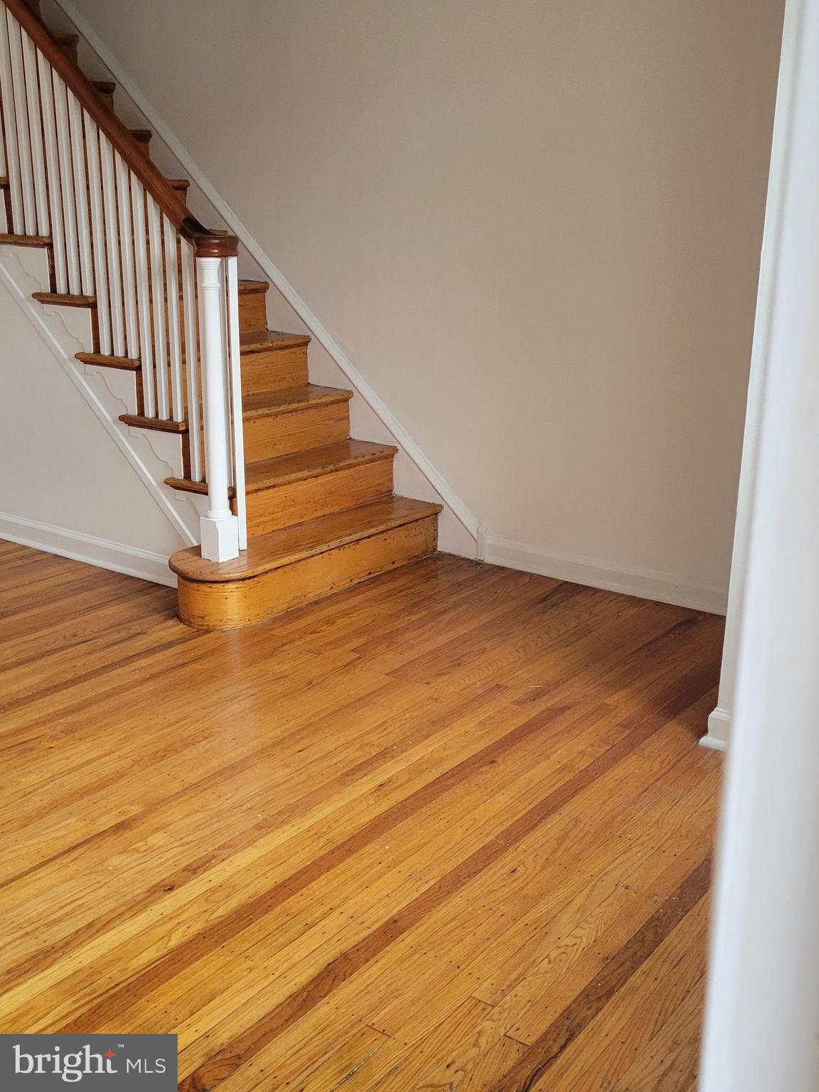 MAYFAIR - Residential Lease