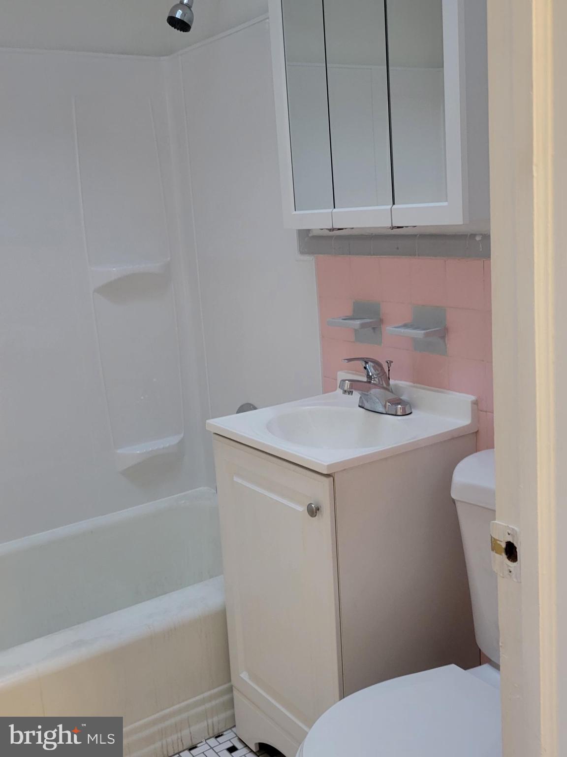 MAYFAIR - Residential Lease