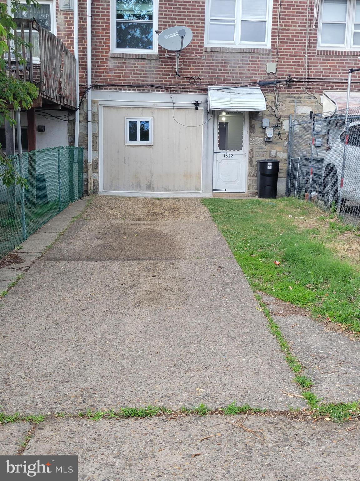 MAYFAIR - Residential Lease