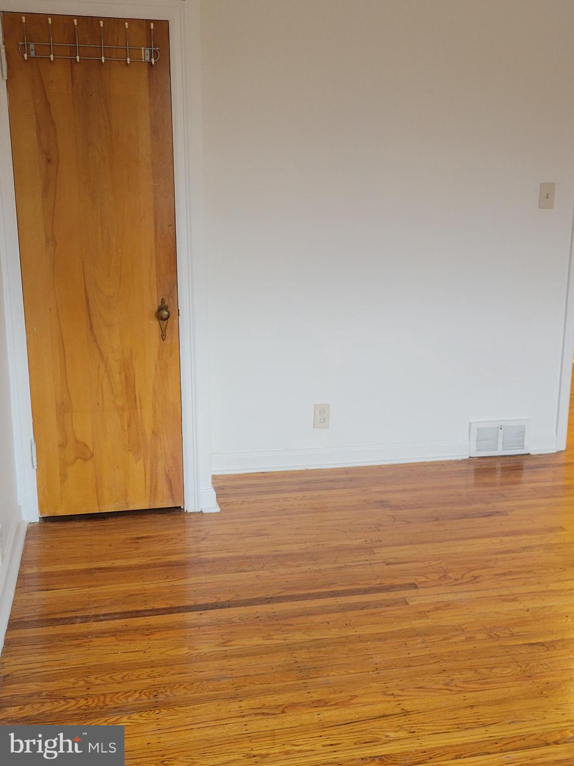 MAYFAIR - Residential Lease