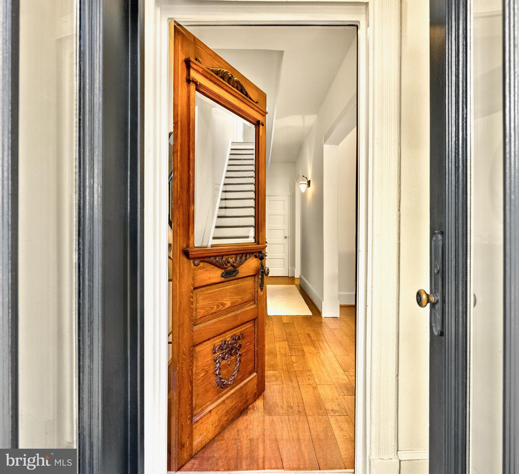 925 R STREET NW