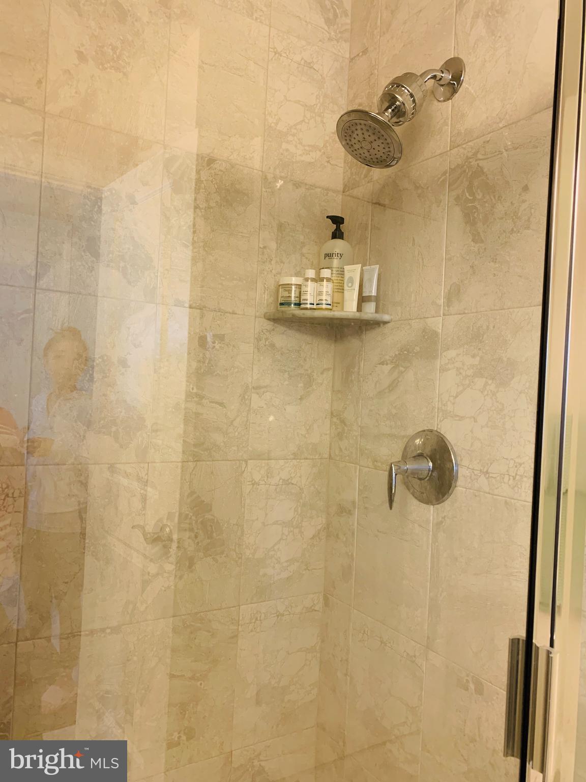 PARKVIEW - Residential Lease