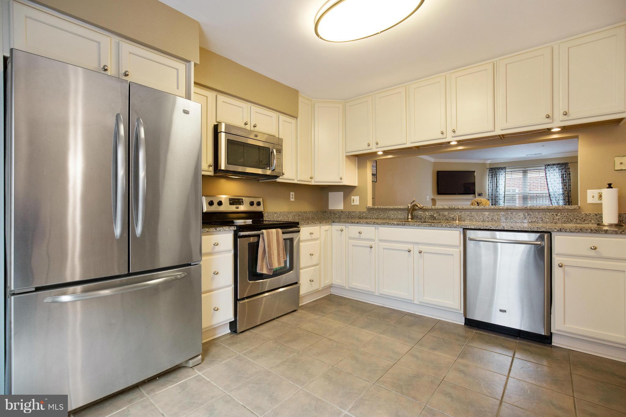 ARLINGTON RIDGE TERRACE - Residential