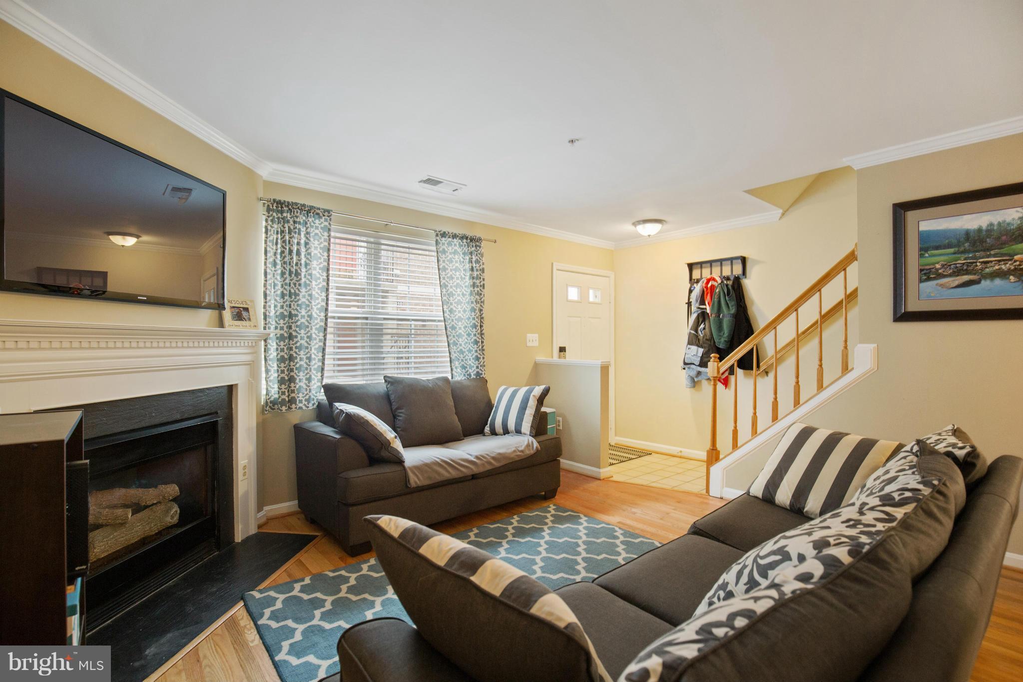 ARLINGTON RIDGE TERRACE - Residential