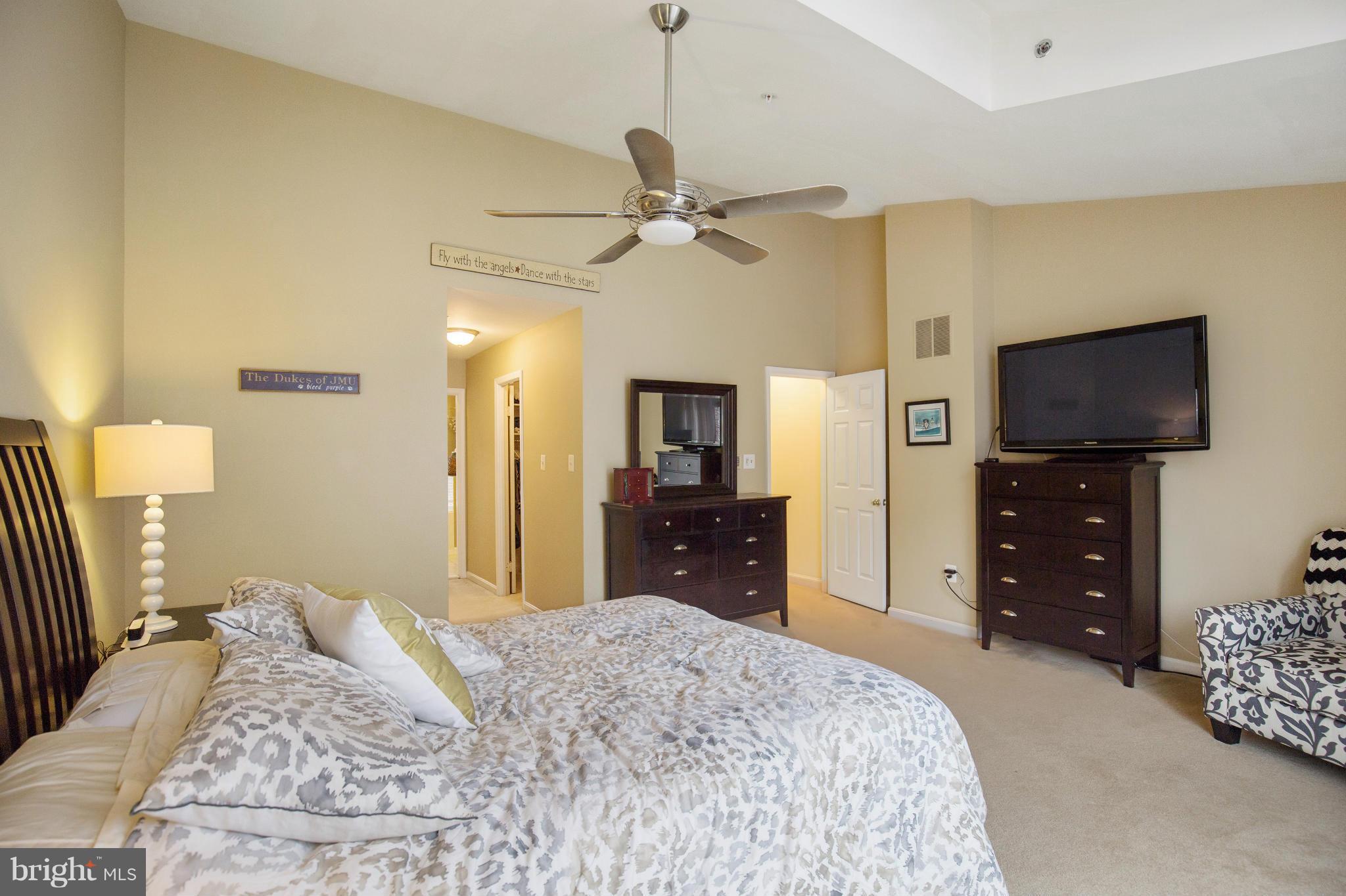 ARLINGTON RIDGE TERRACE - Residential