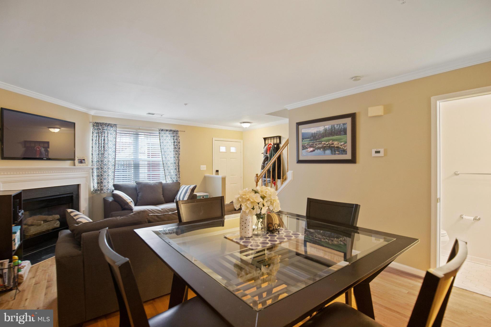 ARLINGTON RIDGE TERRACE - Residential