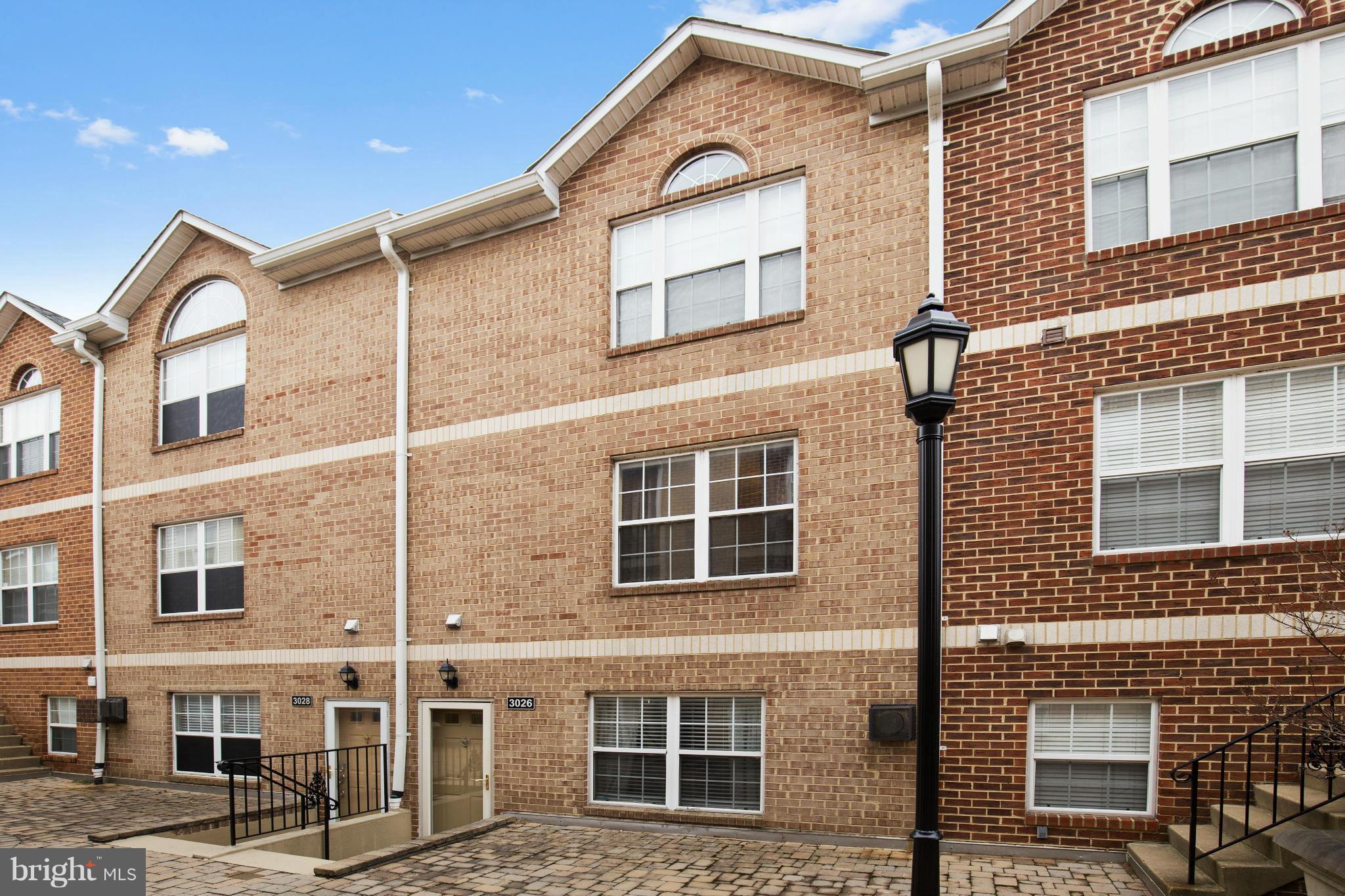 ARLINGTON RIDGE TERRACE - Residential