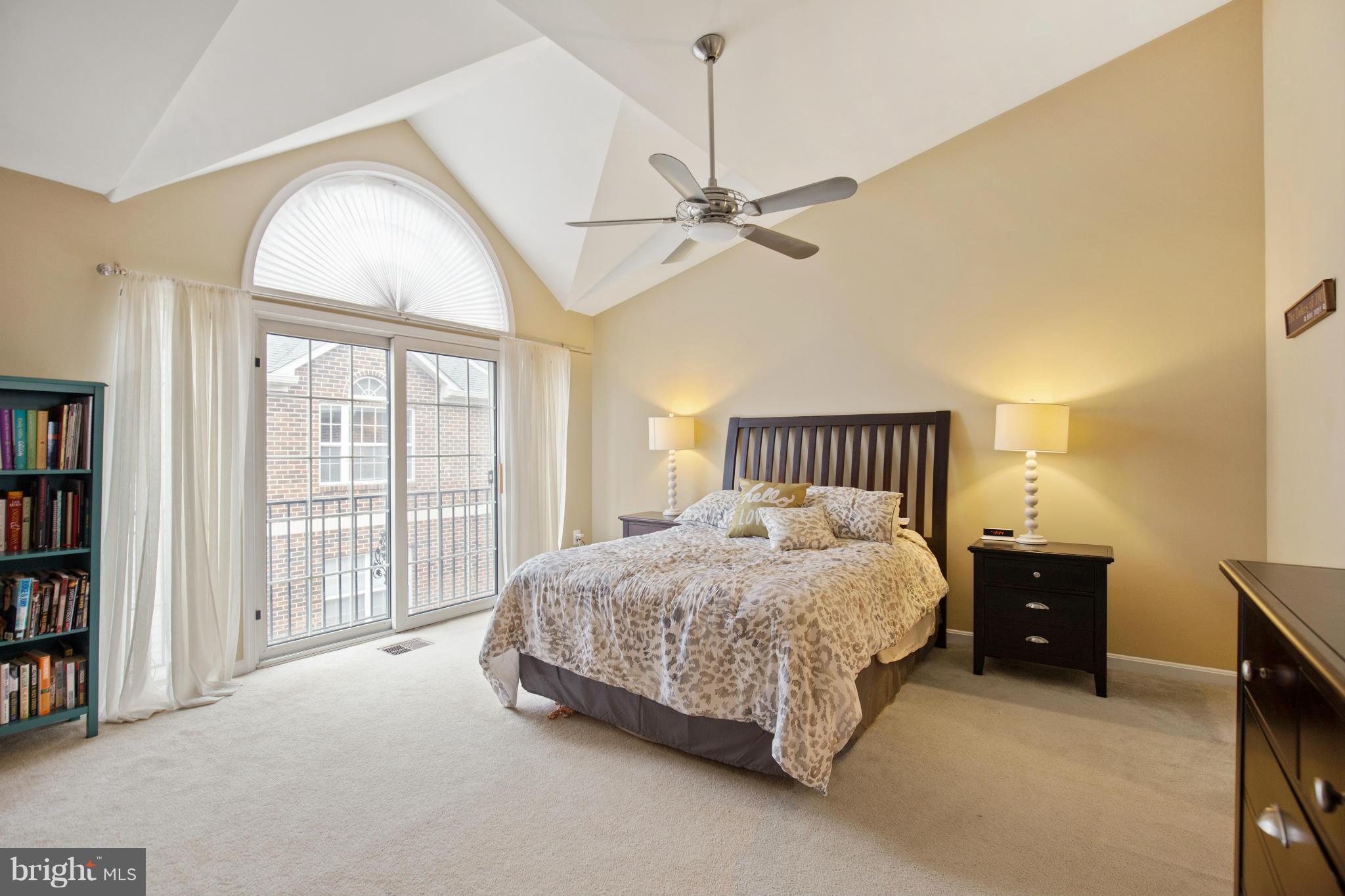 ARLINGTON RIDGE TERRACE - Residential