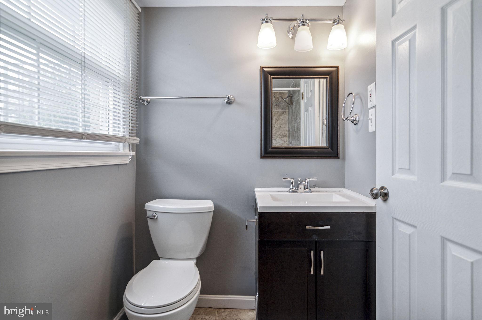 RIVERVIEW OVERLOOK - Residential Lease