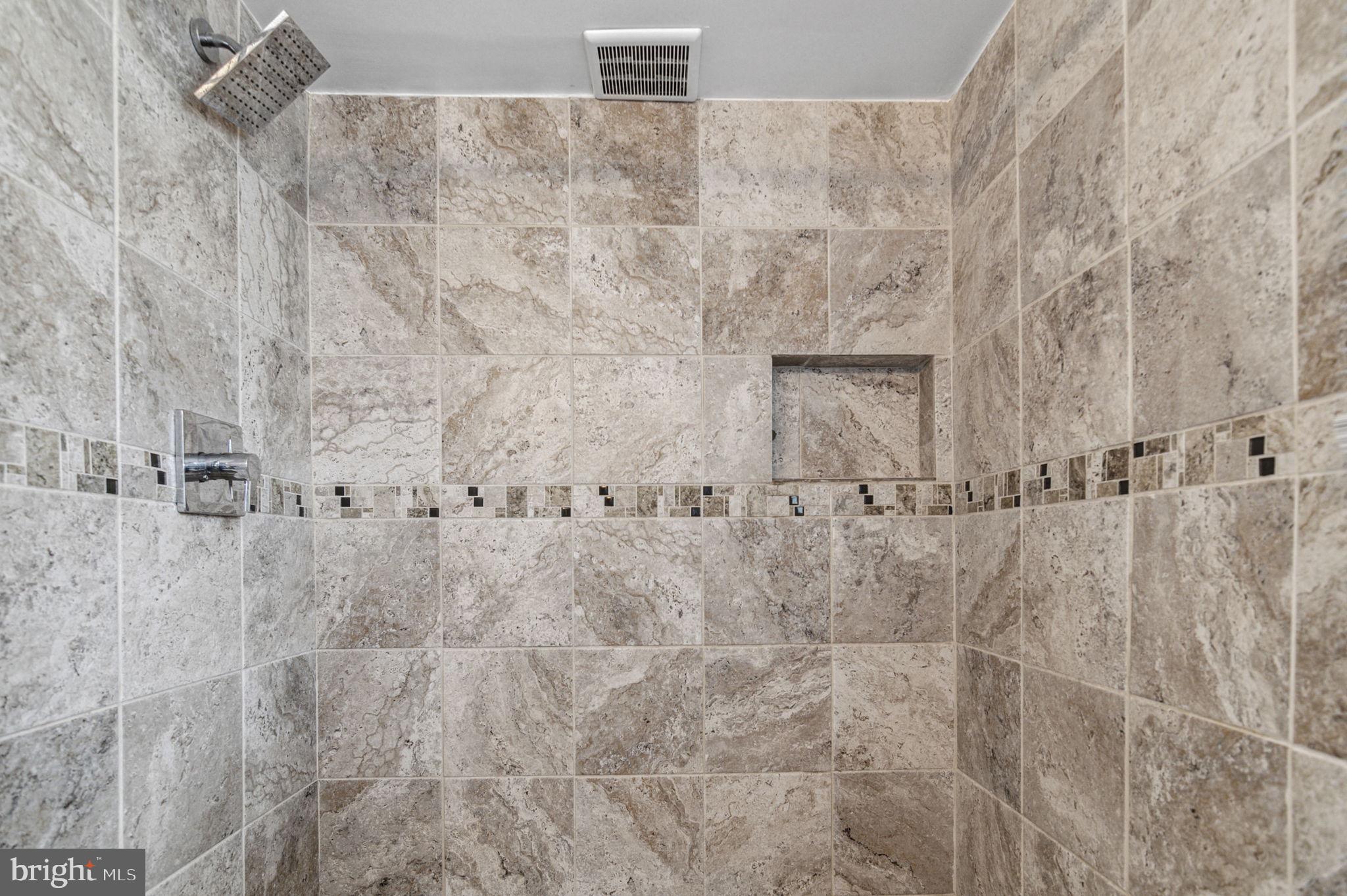 RIVERVIEW OVERLOOK - Residential Lease