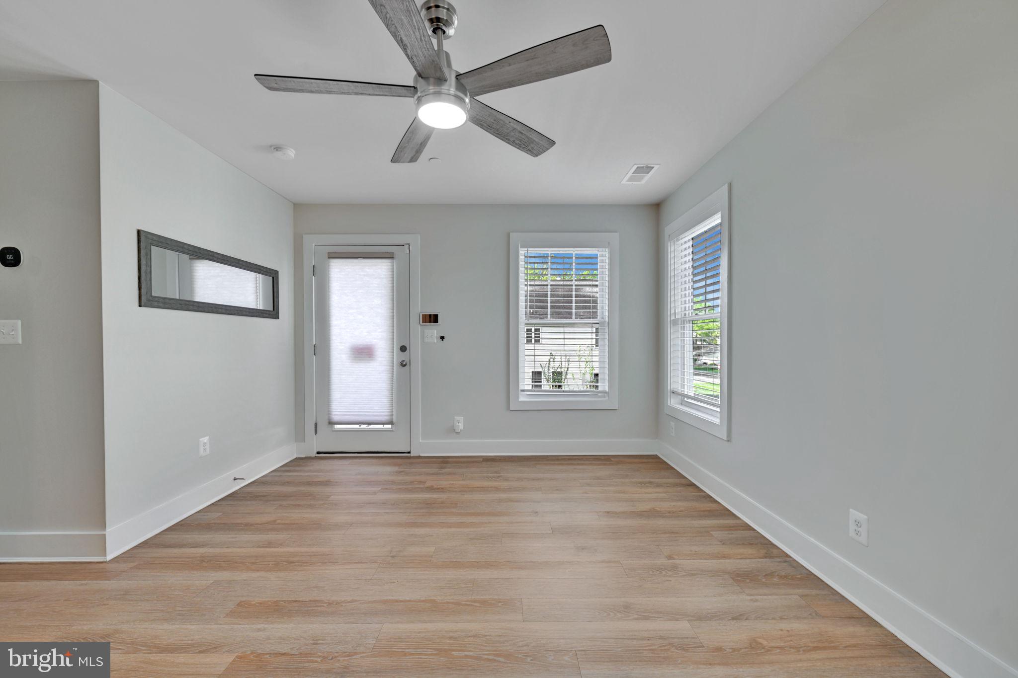 AVALON SHORES - Residential