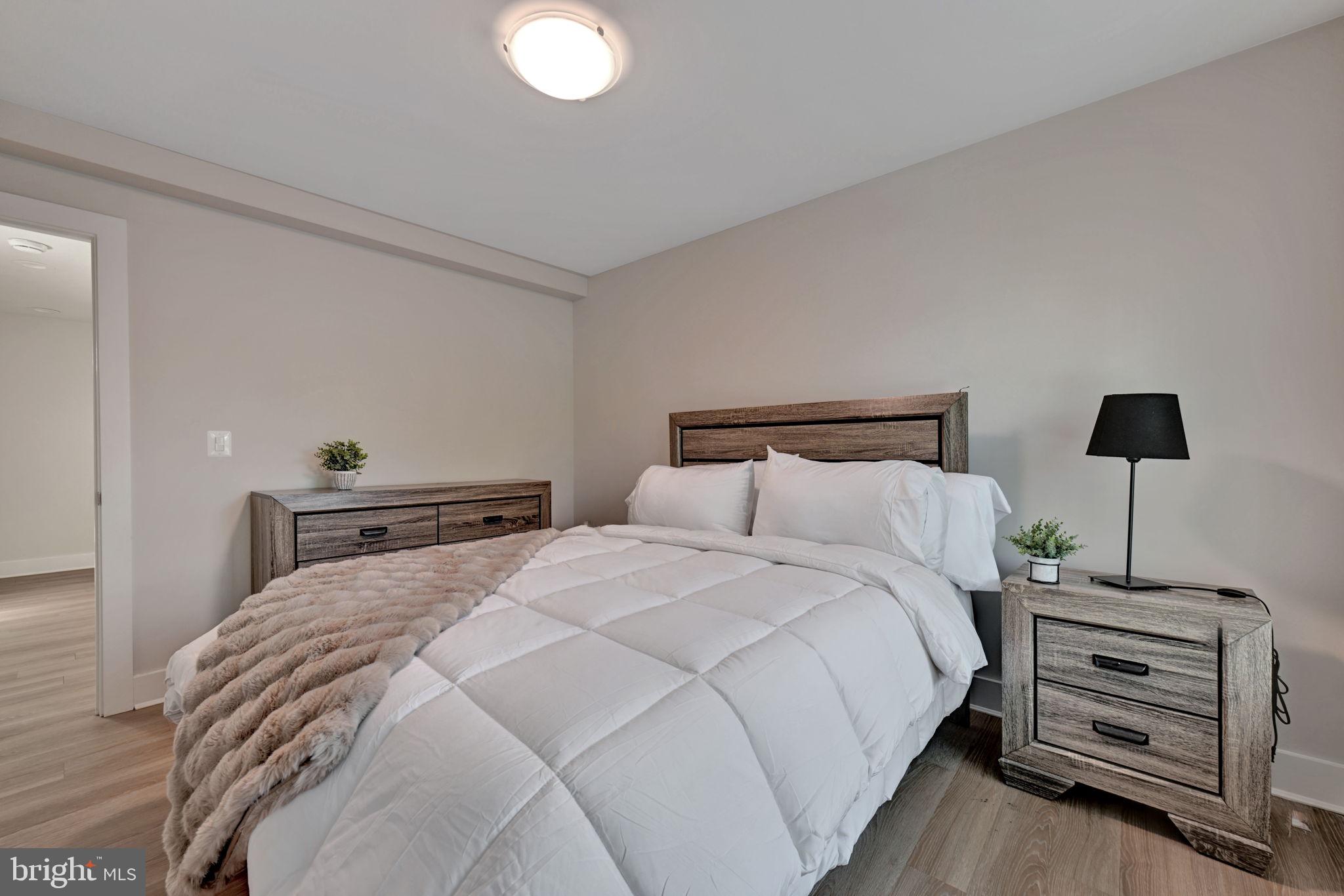 AVALON SHORES - Residential