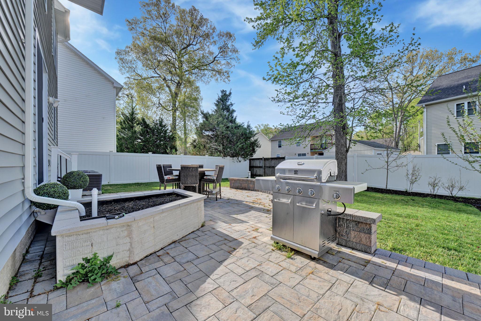 AVALON SHORES - Residential