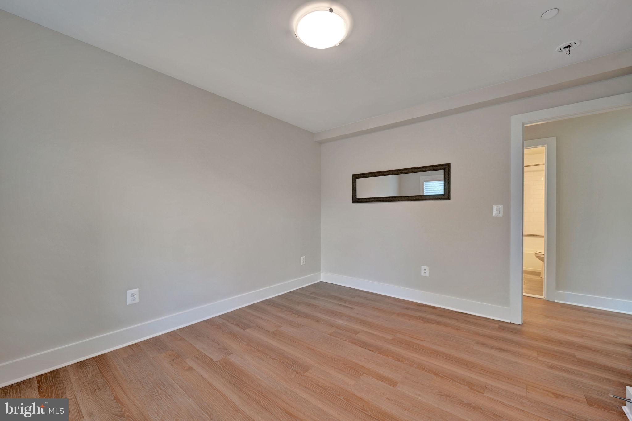 AVALON SHORES - Residential