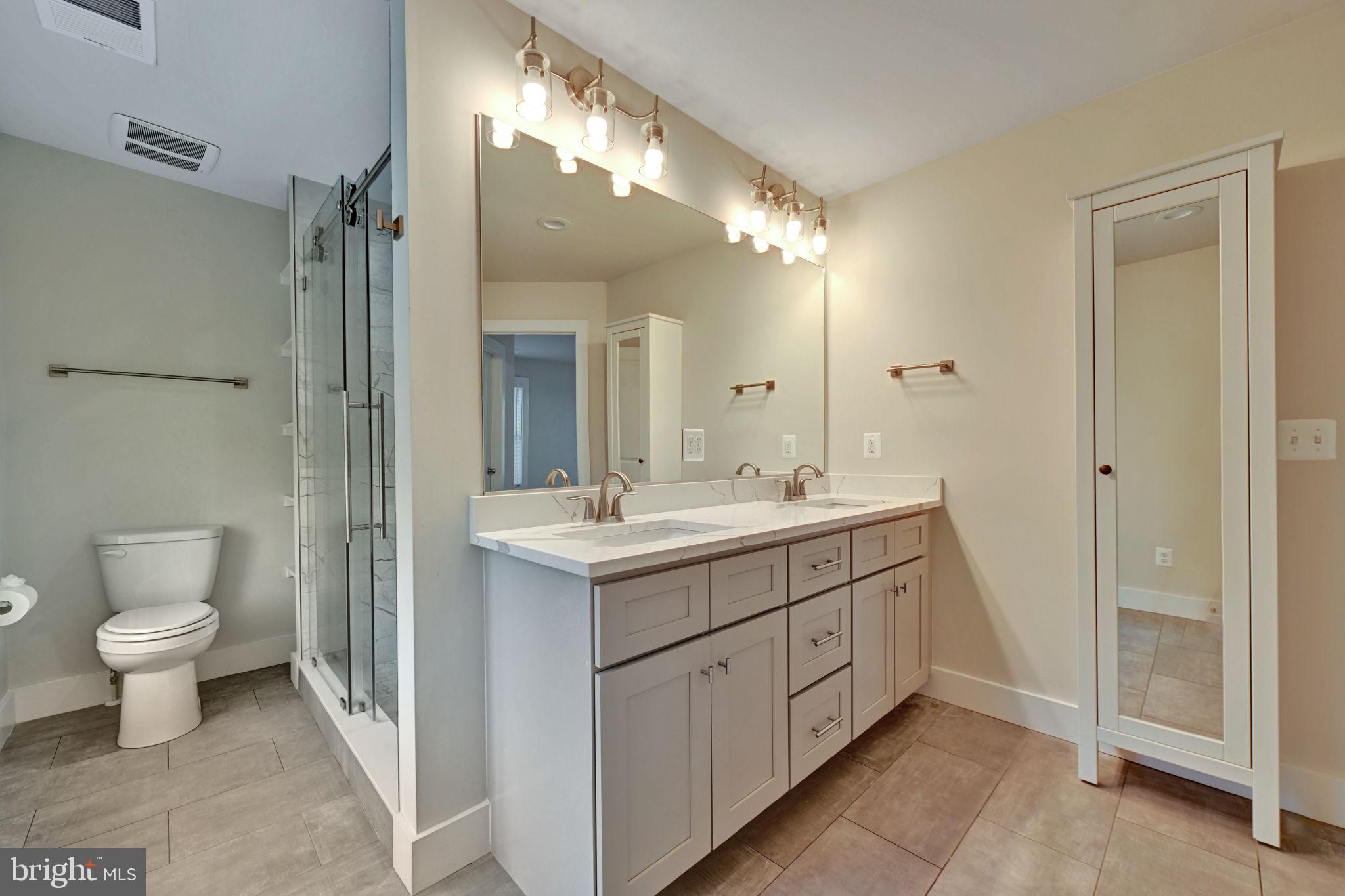 AVALON SHORES - Residential