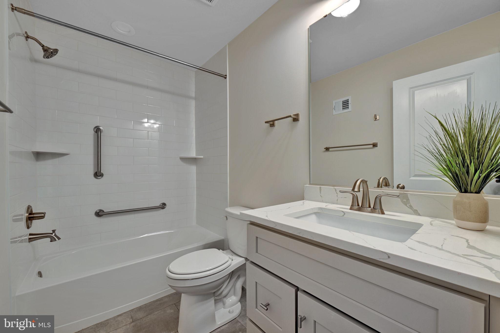 AVALON SHORES - Residential