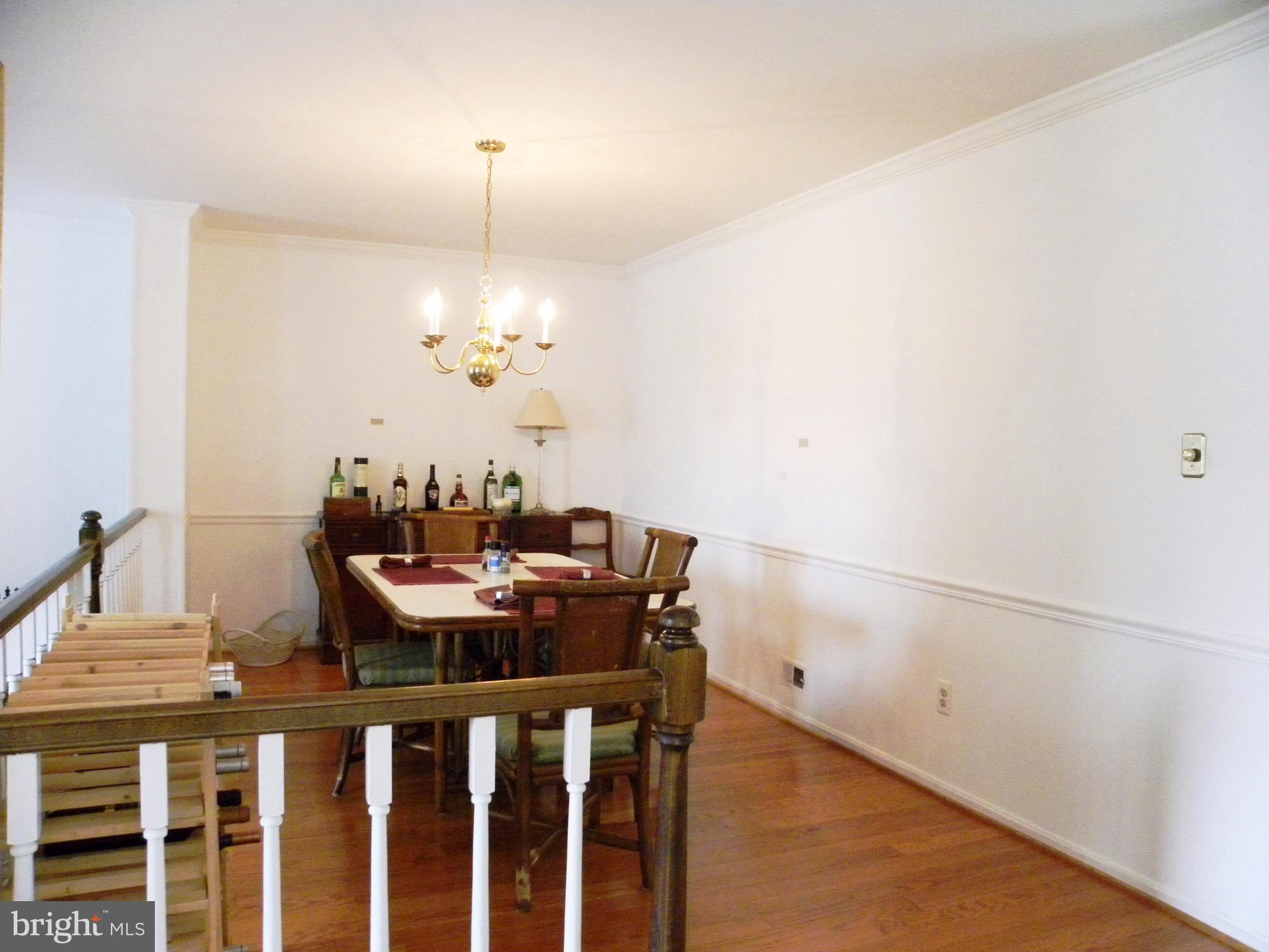 OAKBOROUGH SQUARE - Residential Lease