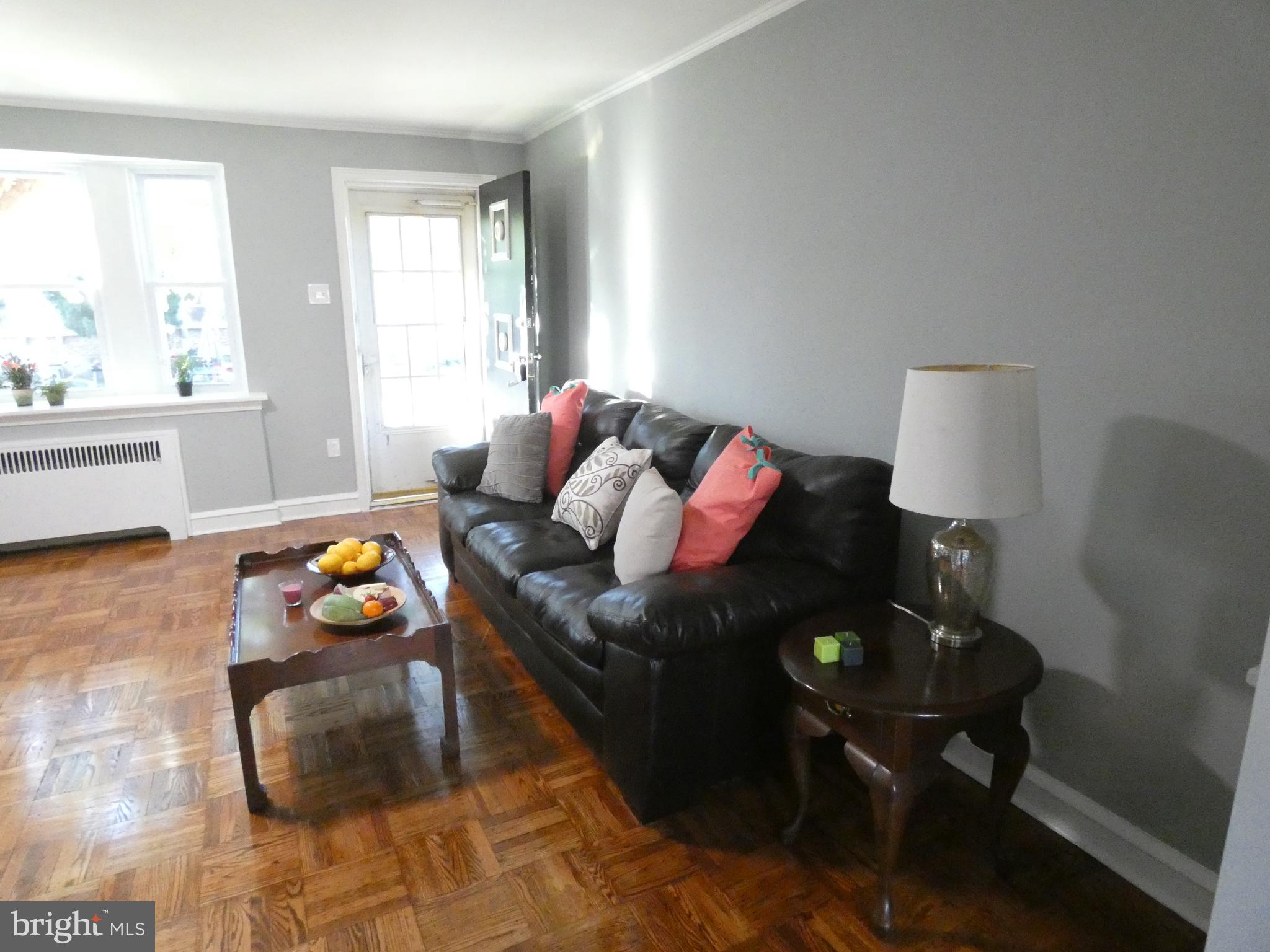 OXFORD CIRCLE - Residential