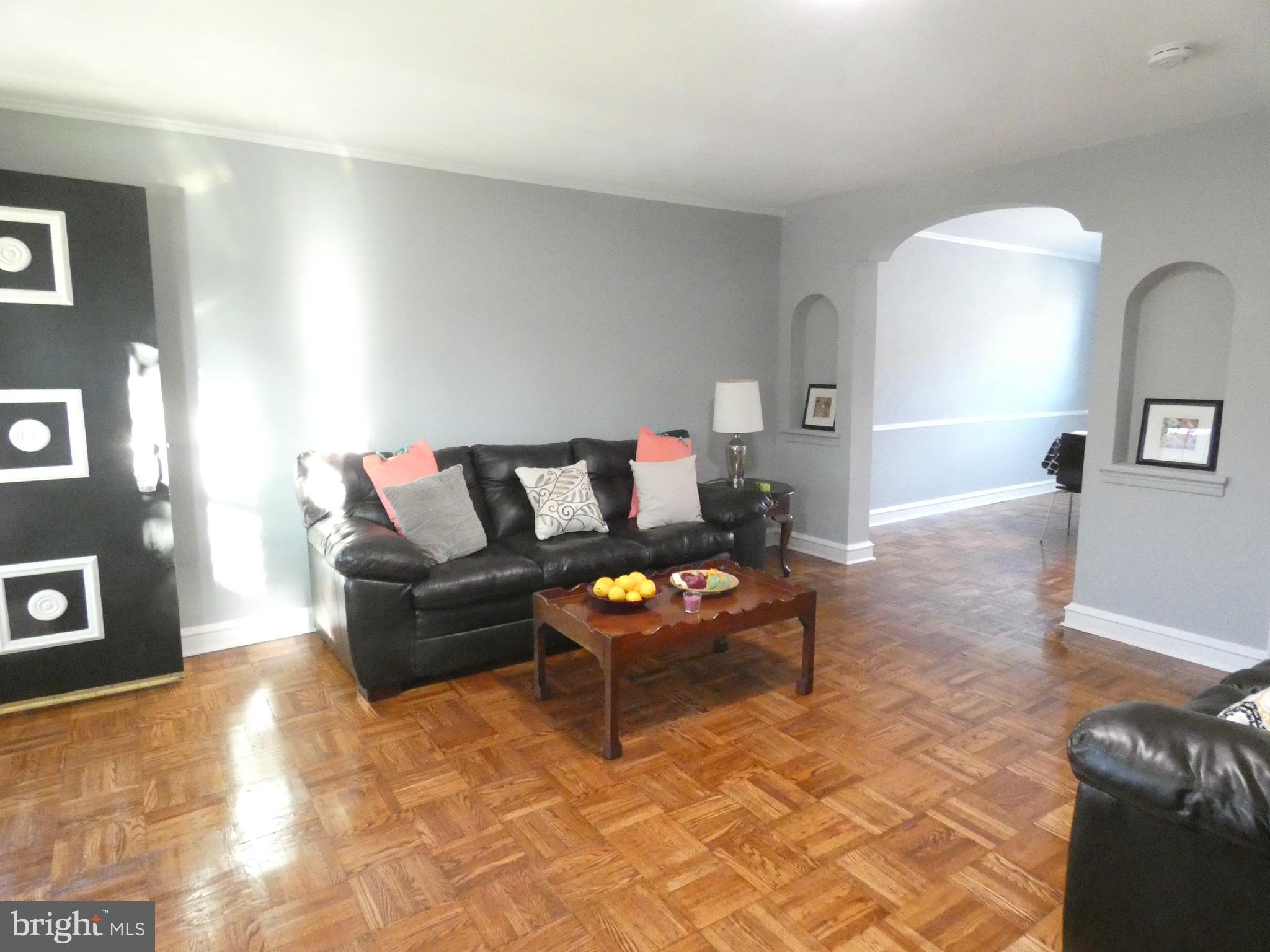 OXFORD CIRCLE - Residential