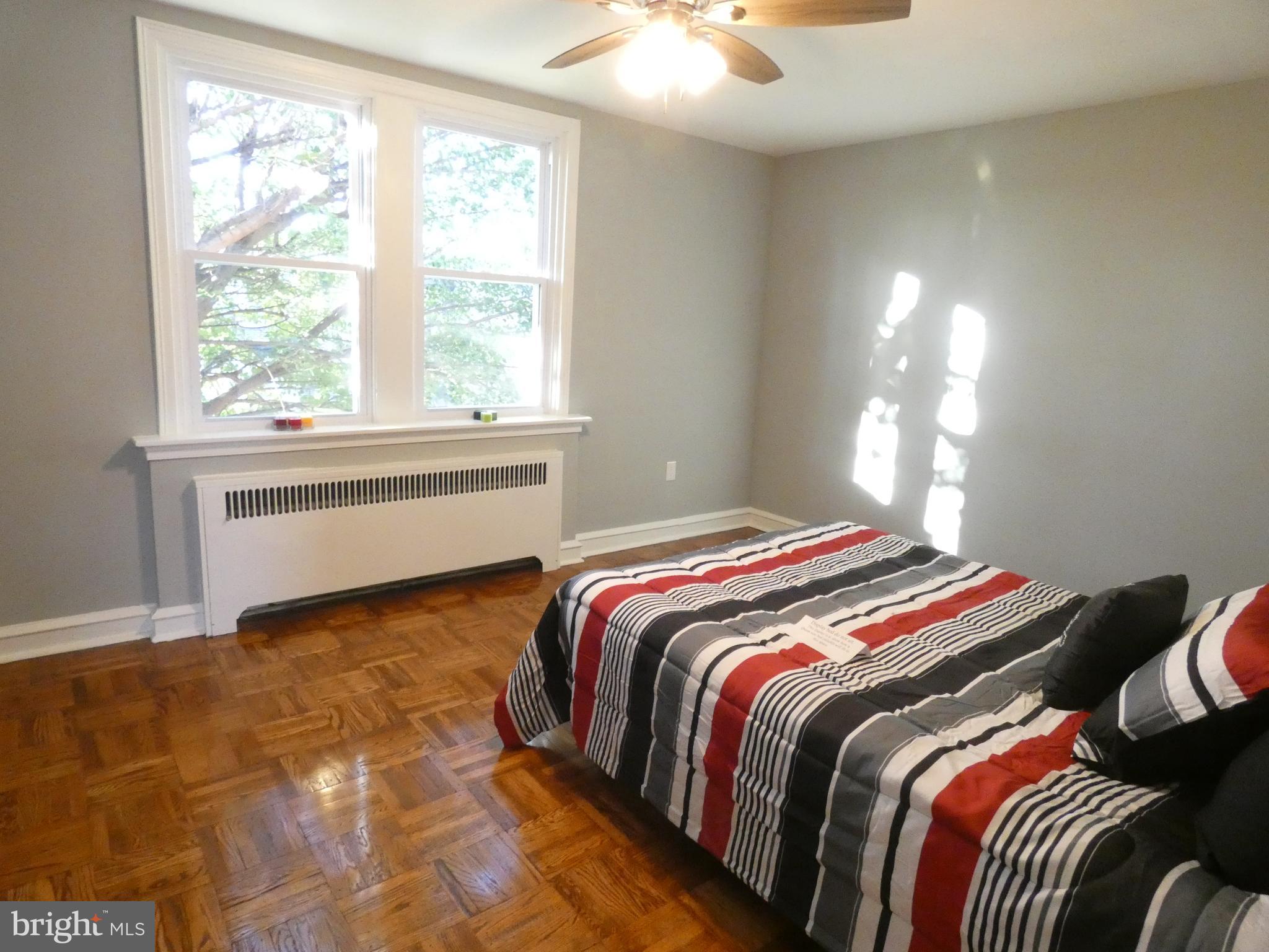 OXFORD CIRCLE - Residential