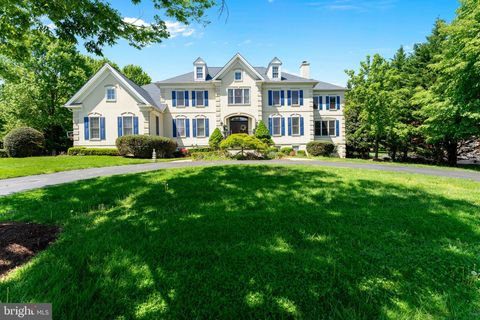 1445 MAYHURST BOULEVARD MCLEAN VA 22102