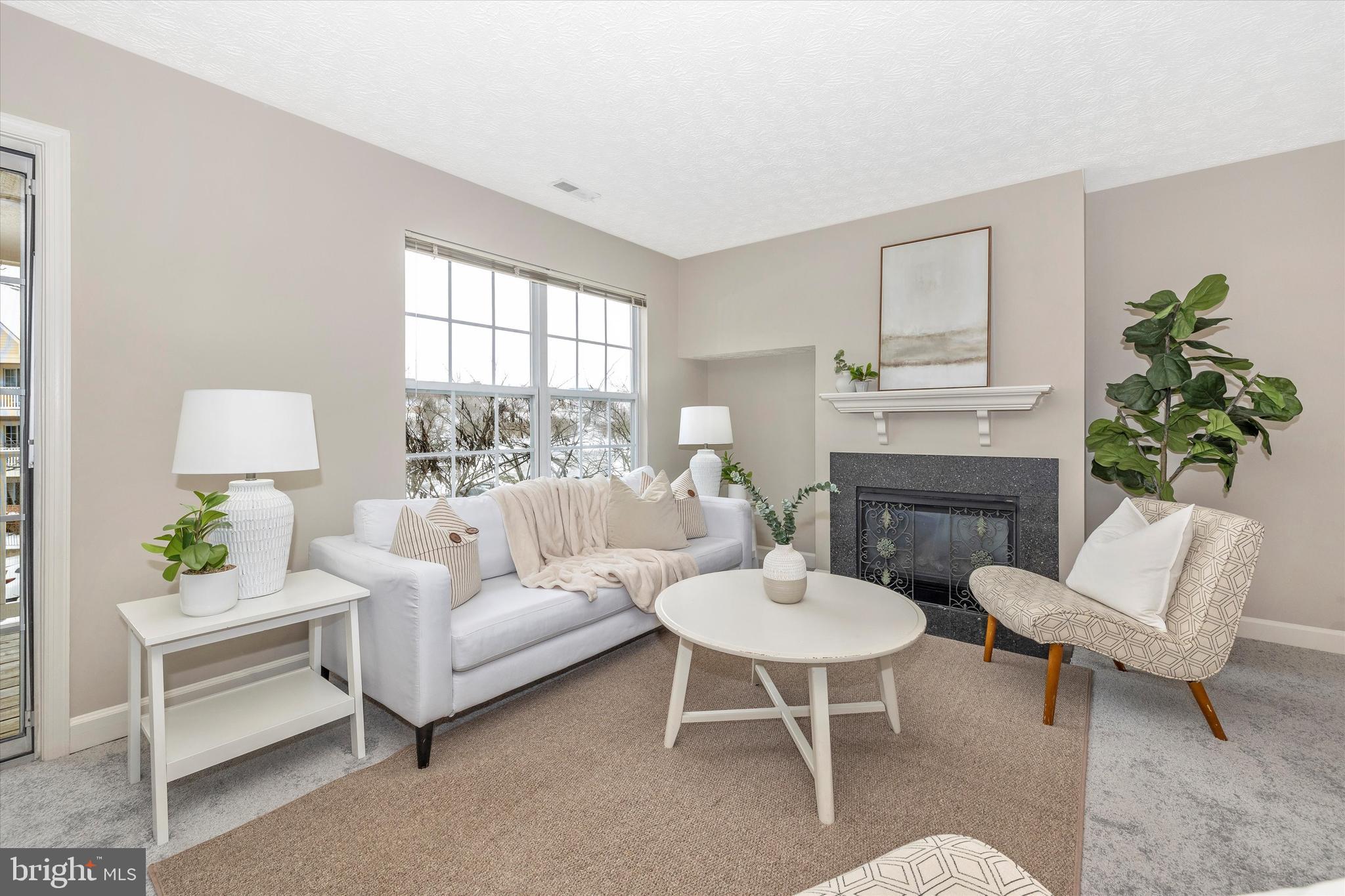 SPRING RIDGE - Residential