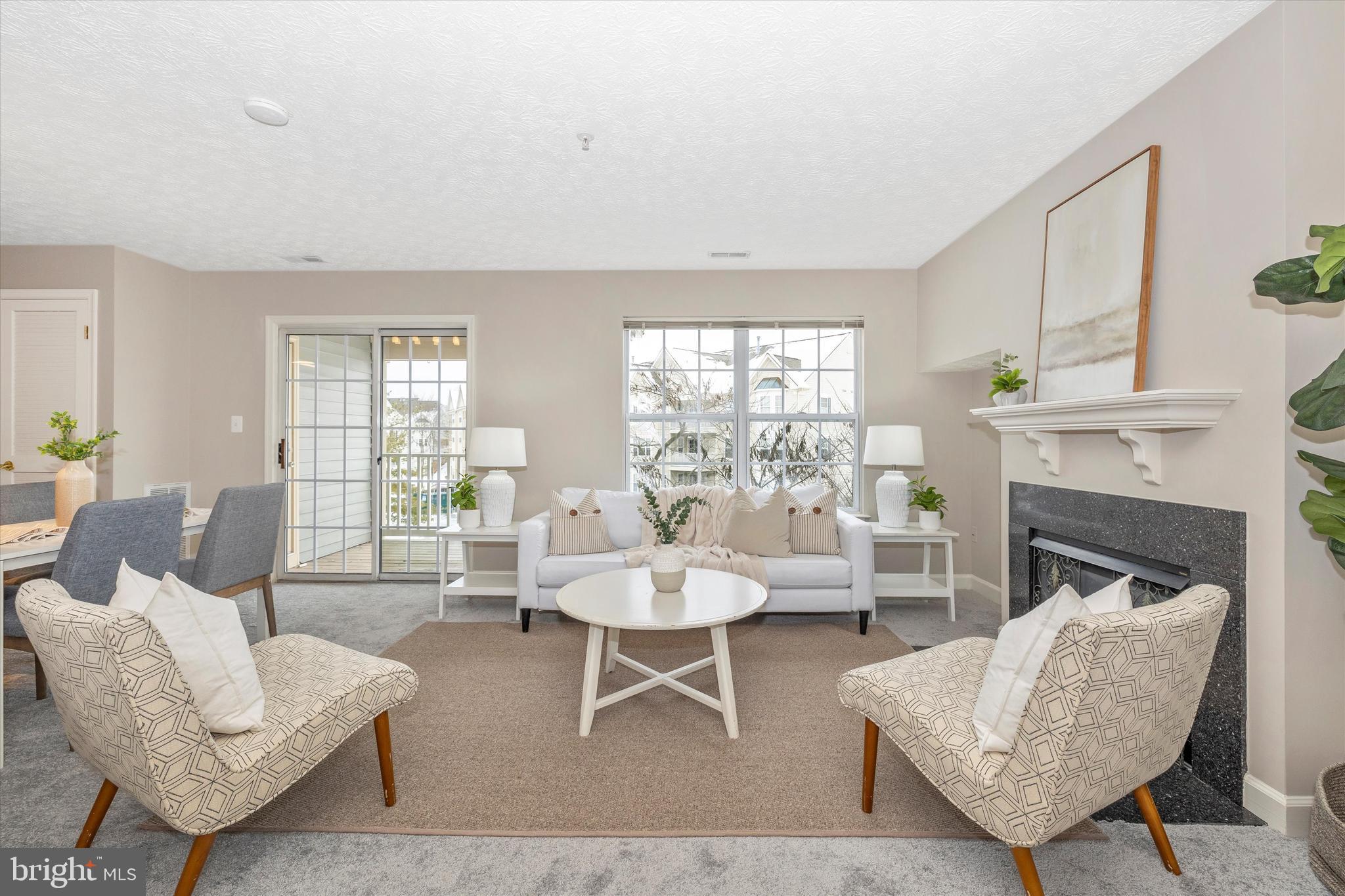 SPRING RIDGE - Residential