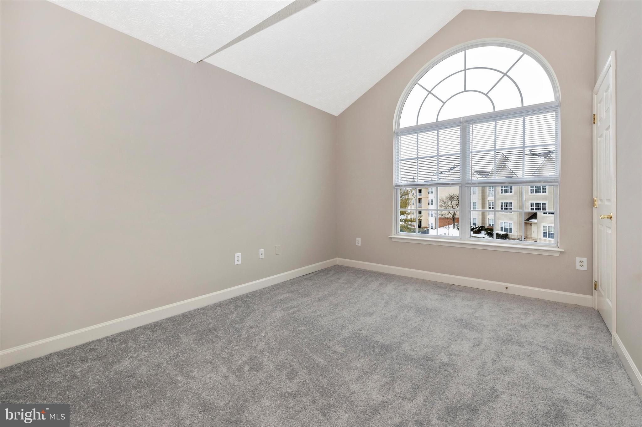 SPRING RIDGE - Residential