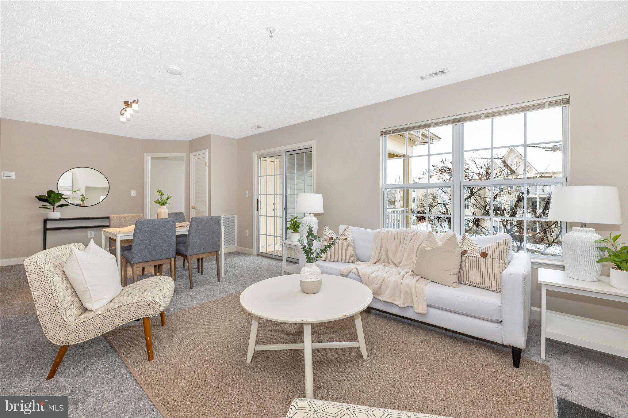 SPRING RIDGE - Residential