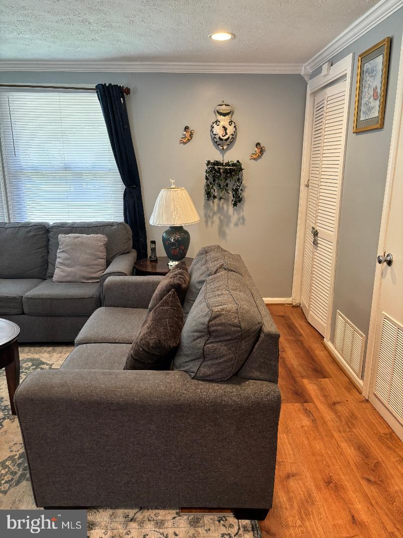 JOSEPHS MANOR - Residential Lease