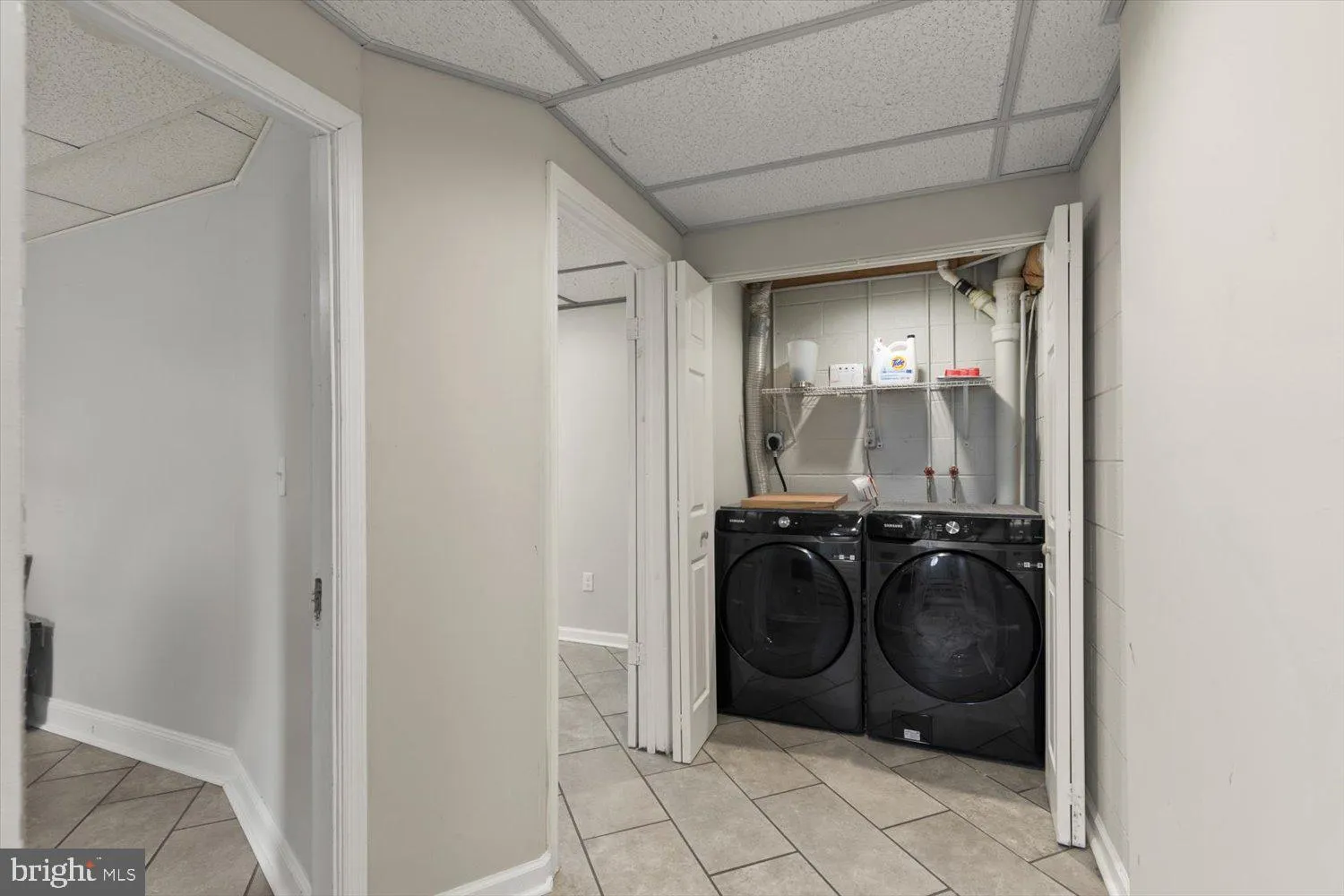 Reading, Pennsylvania 19607, United States, 3 Bedrooms Bedrooms, ,2 BathroomsBathrooms,Residential,Pending,110765