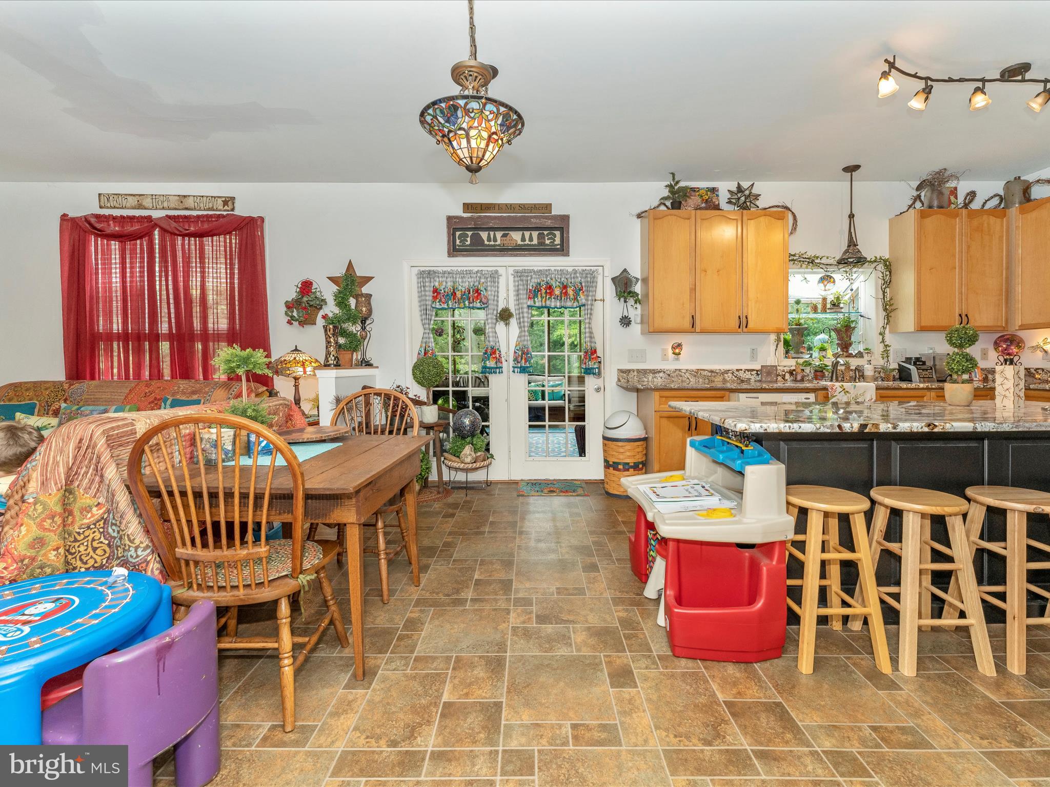 ST JAMES VILLAGE NORTH - Residential