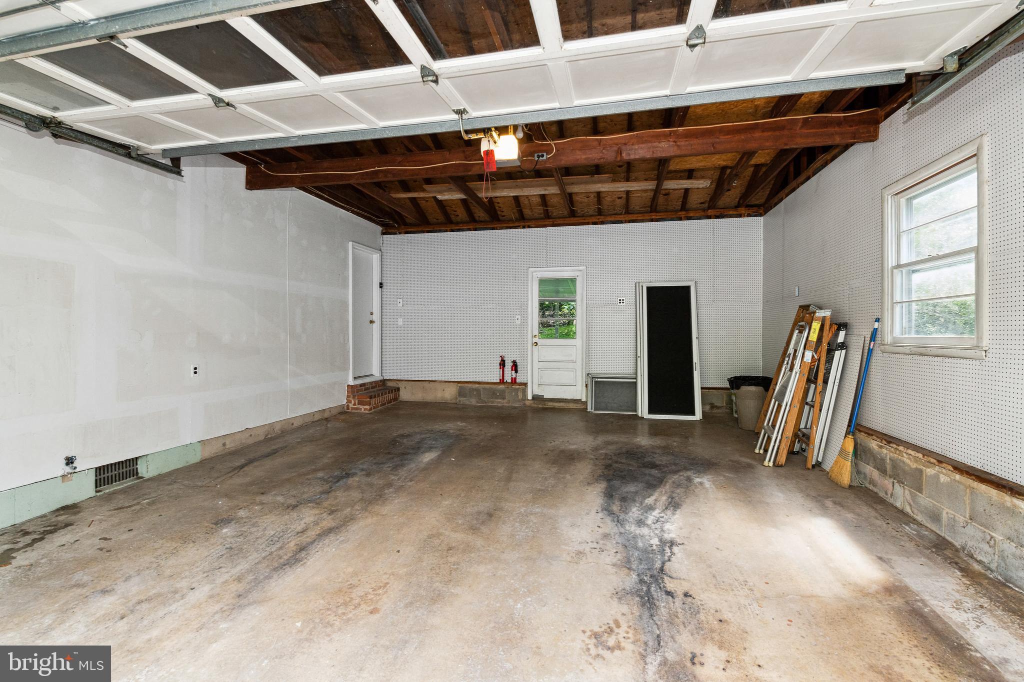 PINE VALLEY - Residential