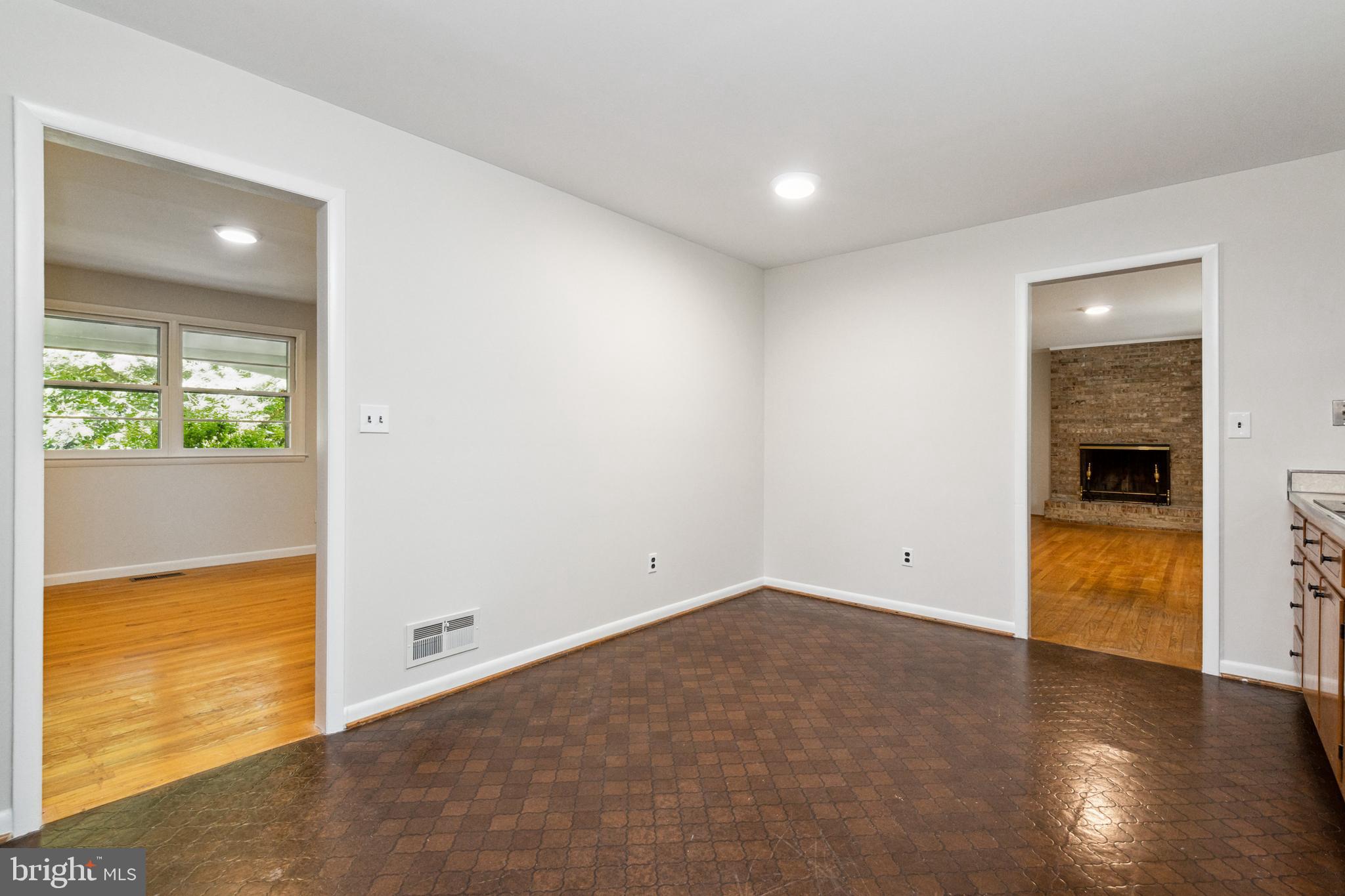 PINE VALLEY - Residential