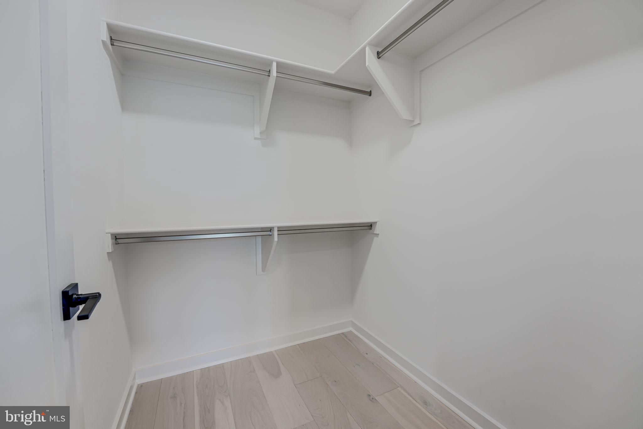 WOODLEY - Residential